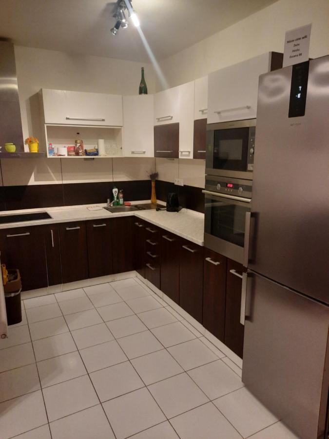 Apartman Zuzu Trenčín Exterior foto