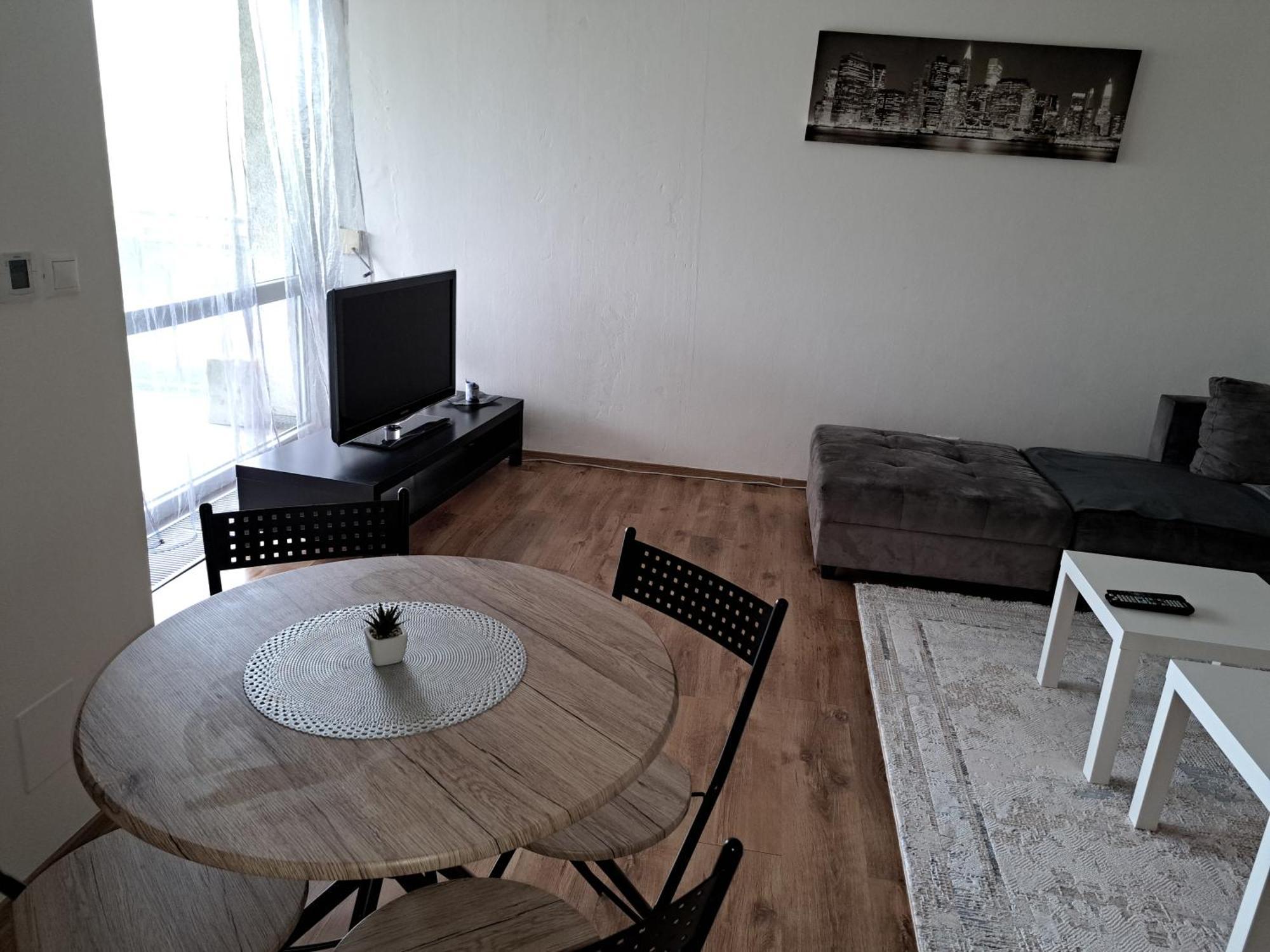 Apartman Zuzu Trenčín Exterior foto